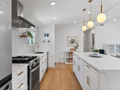 2135  Parsons   Street, Costa Mesa, CA