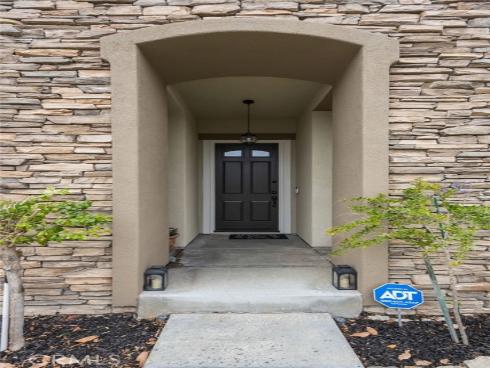 2707  Ashwood  , Costa Mesa, CA