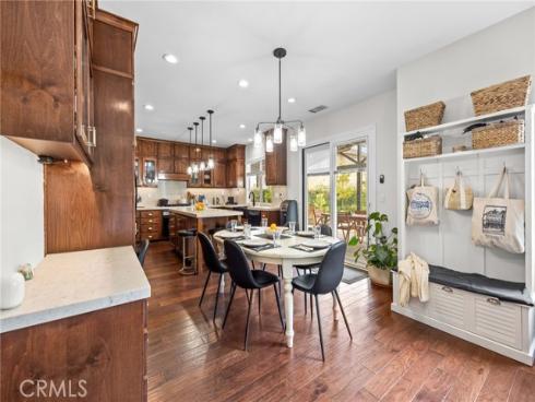 2707  Ashwood  , Costa Mesa, CA