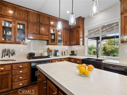 2707  Ashwood  , Costa Mesa, CA