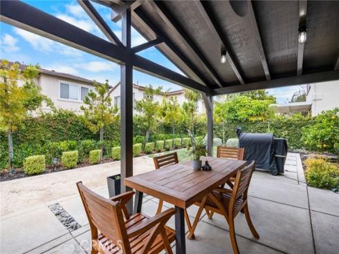 2707  Ashwood  , Costa Mesa, CA