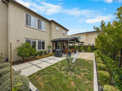 2707  Ashwood  , Costa Mesa, CA