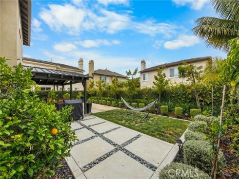 2707  Ashwood  , Costa Mesa, CA