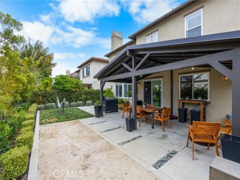 2707  Ashwood  , Costa Mesa, CA