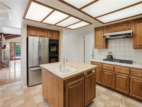 2037 S Capella   Court, Costa Mesa, CA