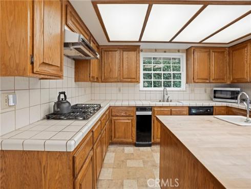 2037 S Capella   Court, Costa Mesa, CA