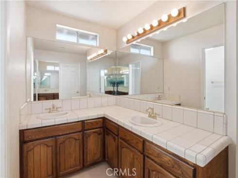 2037 S Capella   Court, Costa Mesa, CA