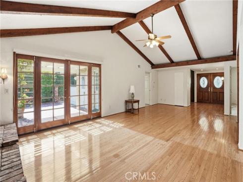 2037 S Capella   Court, Costa Mesa, CA