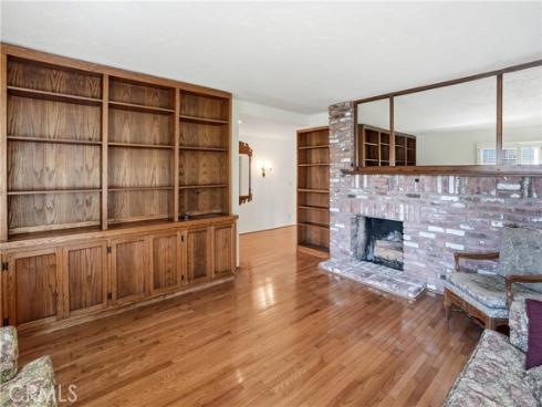 2037 S Capella   Court, Costa Mesa, CA