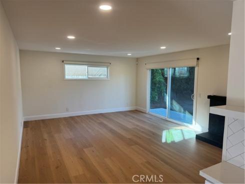 975  Junipero  , Costa Mesa, CA