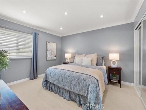 2904  Club House   Road, Costa Mesa, CA