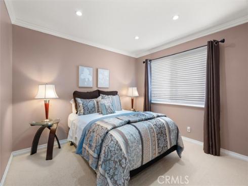 2904  Club House   Road, Costa Mesa, CA