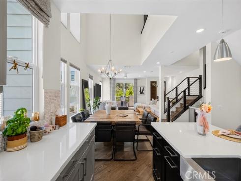 1687  Grand View  , Costa Mesa, CA