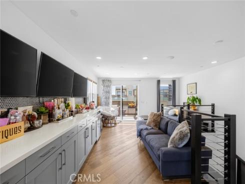 1687  Grand View  , Costa Mesa, CA