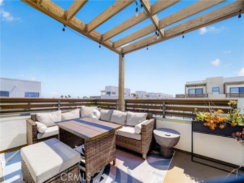 1687  Grand View  , Costa Mesa, CA