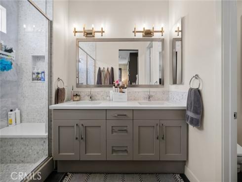 1687  Grand View  , Costa Mesa, CA