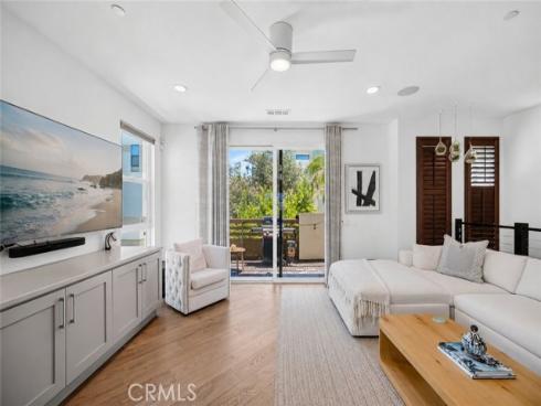 1687  Grand View  , Costa Mesa, CA