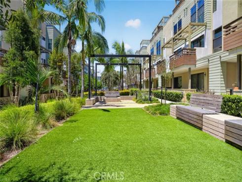 1687  Grand View  , Costa Mesa, CA