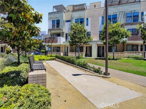 1687  Grand View  , Costa Mesa, CA