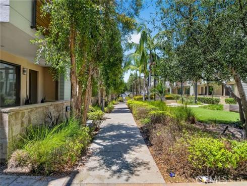 1687  Grand View  , Costa Mesa, CA