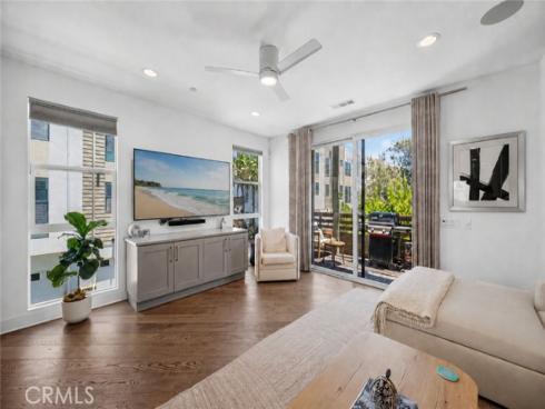 1687  Grand View  , Costa Mesa, CA