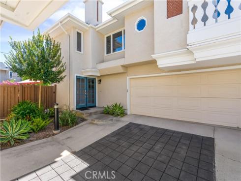 2463  Irvine  A2  Avenue, Costa Mesa, CA