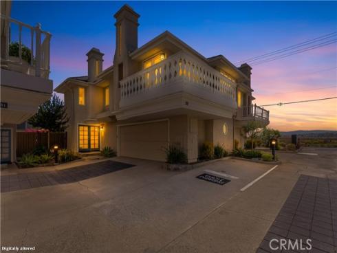 2463  Irvine  A2  Avenue, Costa Mesa, CA