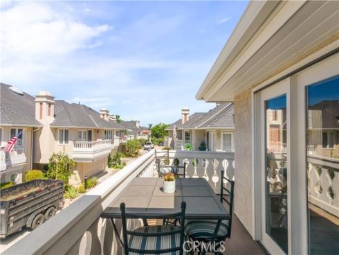 2463  Irvine  A2  Avenue, Costa Mesa, CA