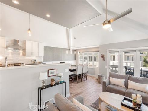 2463  Irvine  A2  Avenue, Costa Mesa, CA