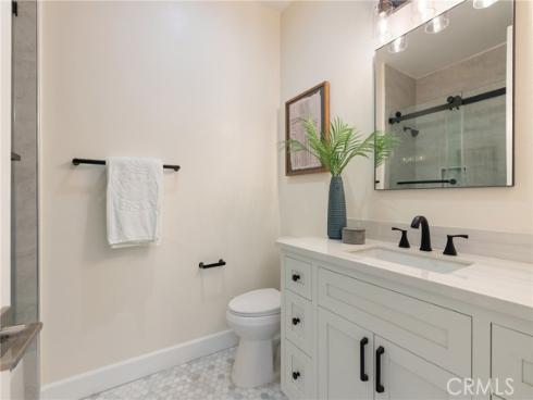 267  Mesa Dr  , Costa Mesa, CA