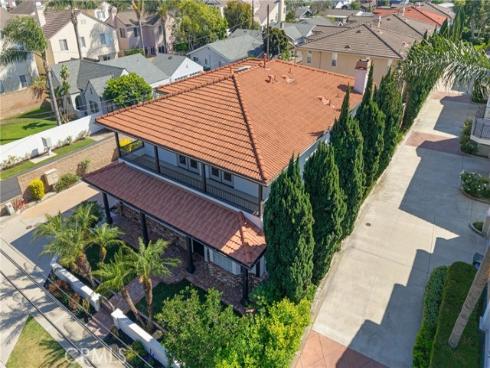 267  Mesa Dr  , Costa Mesa, CA