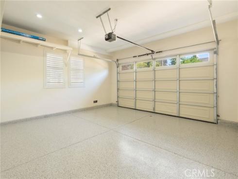 267  Mesa Dr  , Costa Mesa, CA