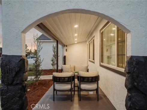 810  Congress  , Costa Mesa, CA