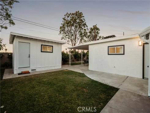 810  Congress  , Costa Mesa, CA