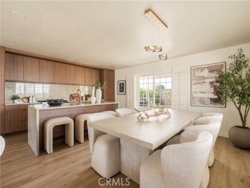 810  Congress  , Costa Mesa, CA
