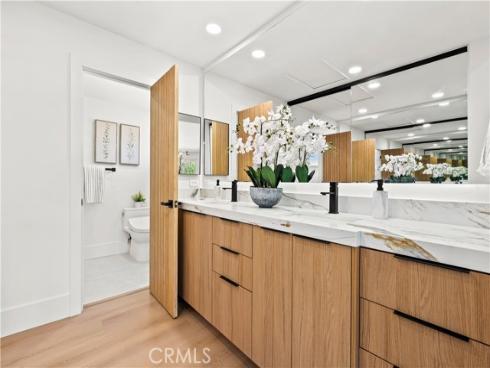 3368  California  , Costa Mesa, CA