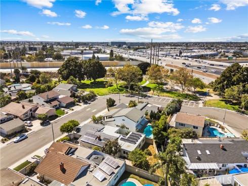 3368  California  , Costa Mesa, CA