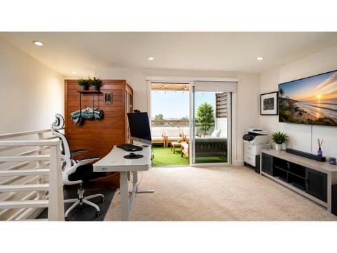 1648 Topanga , Costa Mesa, CA