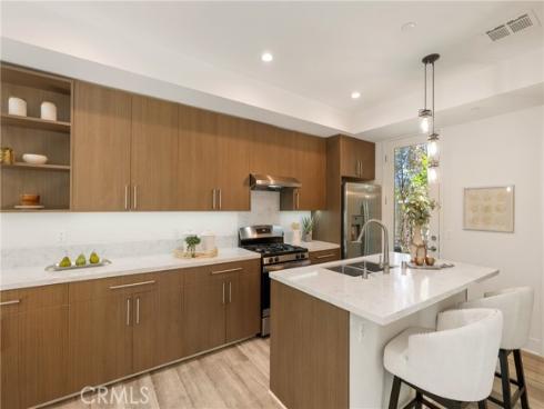 730  Lynn   Court, Costa Mesa, CA