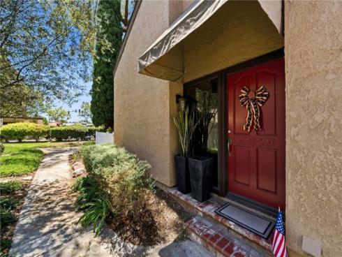 905  Hyde   Court, Costa Mesa, CA