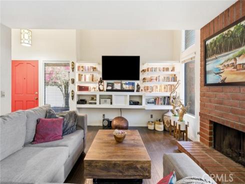 905  Hyde   Court, Costa Mesa, CA