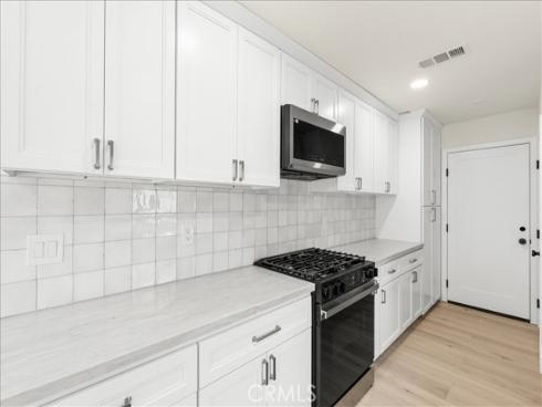 1945  Sundance  , Costa Mesa, CA
