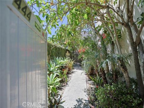 444  Bryson Springs  , Costa Mesa, CA