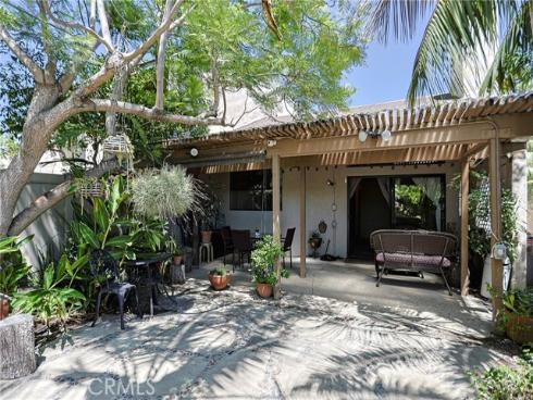 444  Bryson Springs  , Costa Mesa, CA