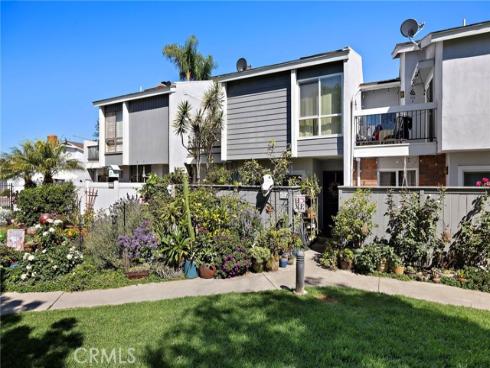 622  Whitney   Way, Costa Mesa, CA