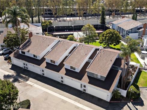 622  Whitney   Way, Costa Mesa, CA