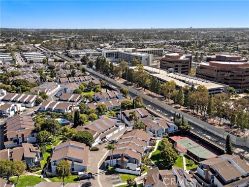 622  Whitney   Way, Costa Mesa, CA