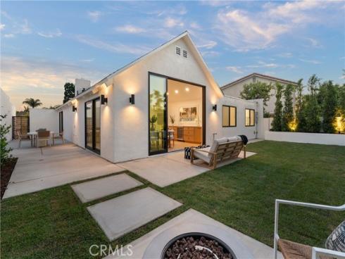 1788  Hawaii   Circle, Costa Mesa, CA