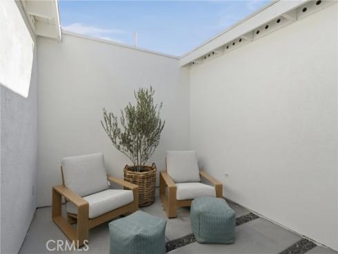 1788  Hawaii   Circle, Costa Mesa, CA