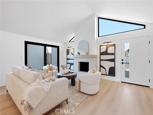 1788  Hawaii   Circle, Costa Mesa, CA